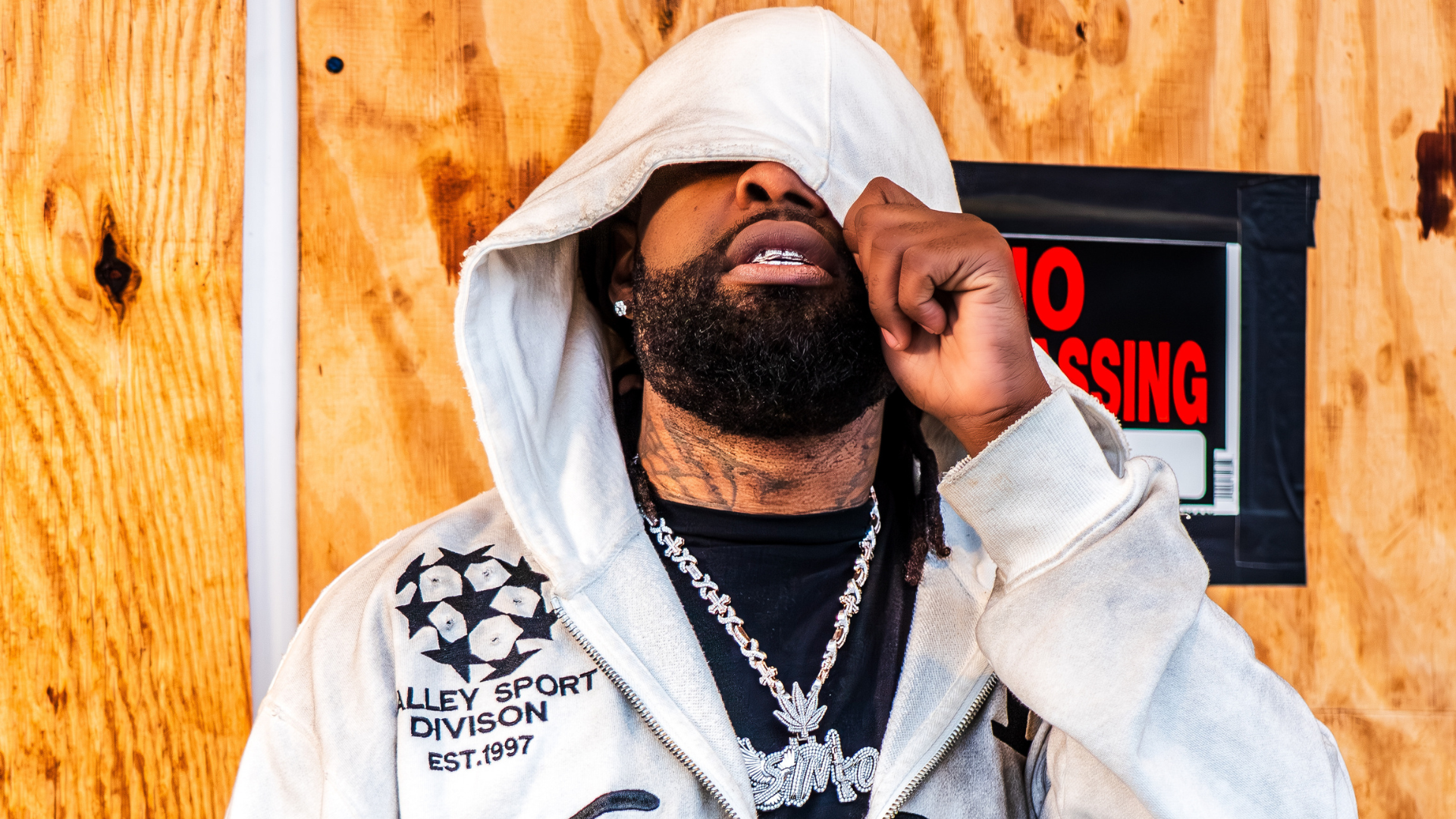 Tre Sinko Proves He’s “STAMPED” With New Music Video